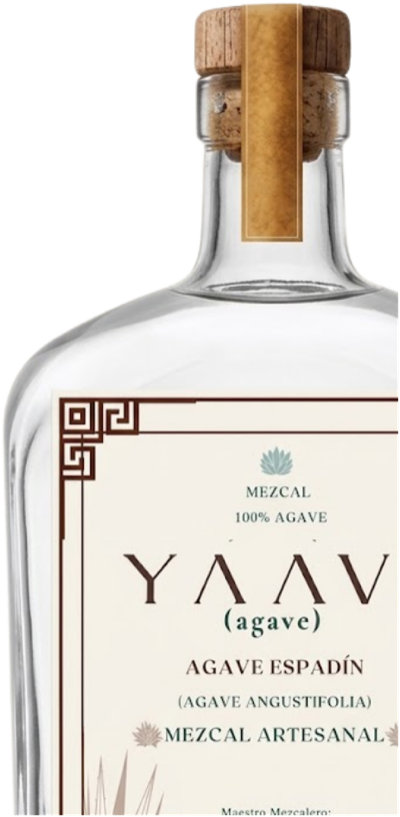Botella de mezcal YAAVI